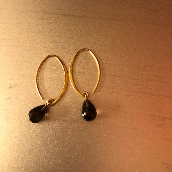 Jewelry - Gold and topaz earrings